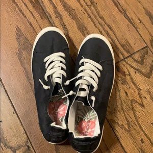 Margaritaville shoes